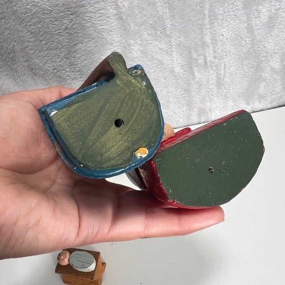 Wooden Nativity Set 9 Piece Figurines Shepherd Angel Jesus Rustic hand painted - Picture 9 of 12